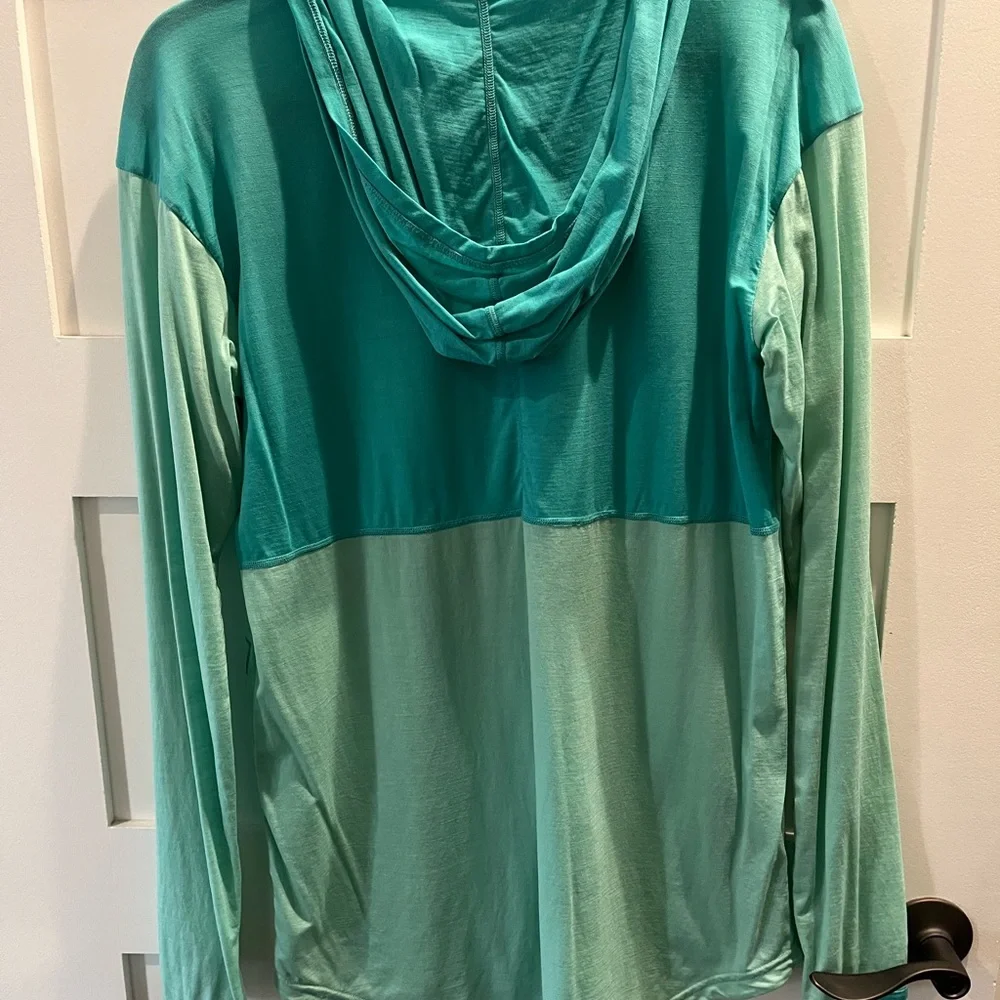 Mons Royale Teal Long Hooded Shirt - Picture 2 of 4